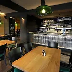 公寓 Garden Towers Boutique With Free Parking 布拉格