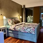 Garden Towers Boutique With Free Parking