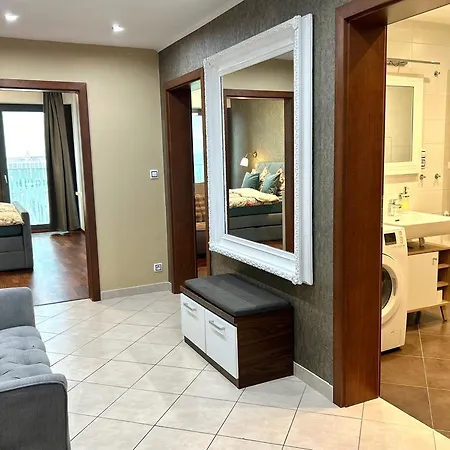 Apartment Family With The View Of The Old Town With Free Parking *