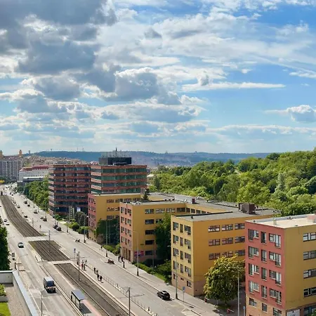 Garden Towers Panoramic View Free Parking * Prague