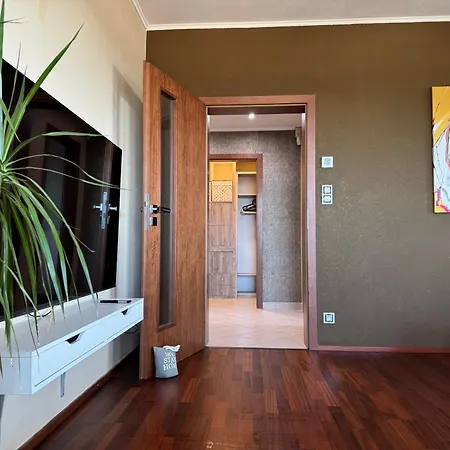Garden Towers Boutique With Free Parking *