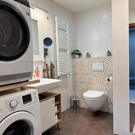Garden Towers Boutique With Free Parking Prague