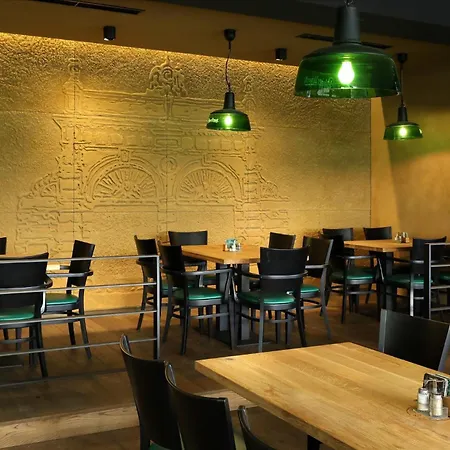 Garden Towers Boutique With Free Parking Prague