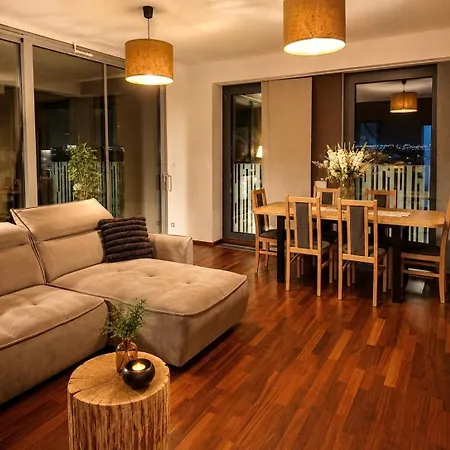 Garden Towers Boutique With Free Parking Appartement