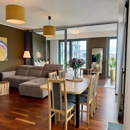 Garden Towers Panoramic View Free Parking *